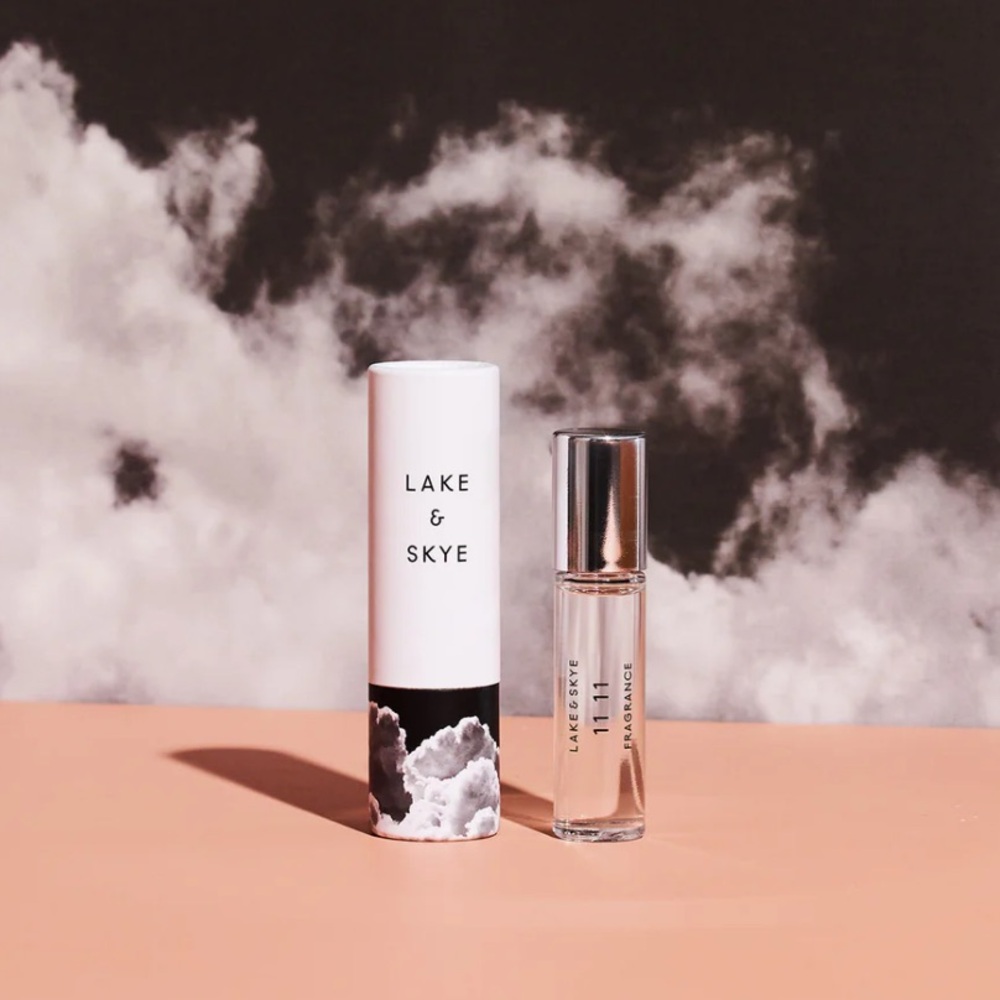 Fragrance Roller - Black and White